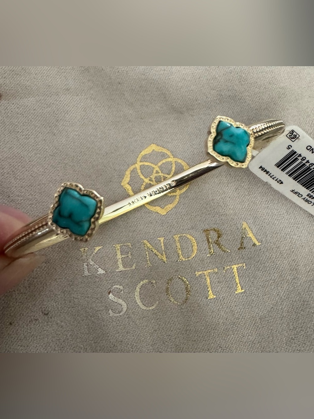 NWT Kendra Scott Mallory Cuff
